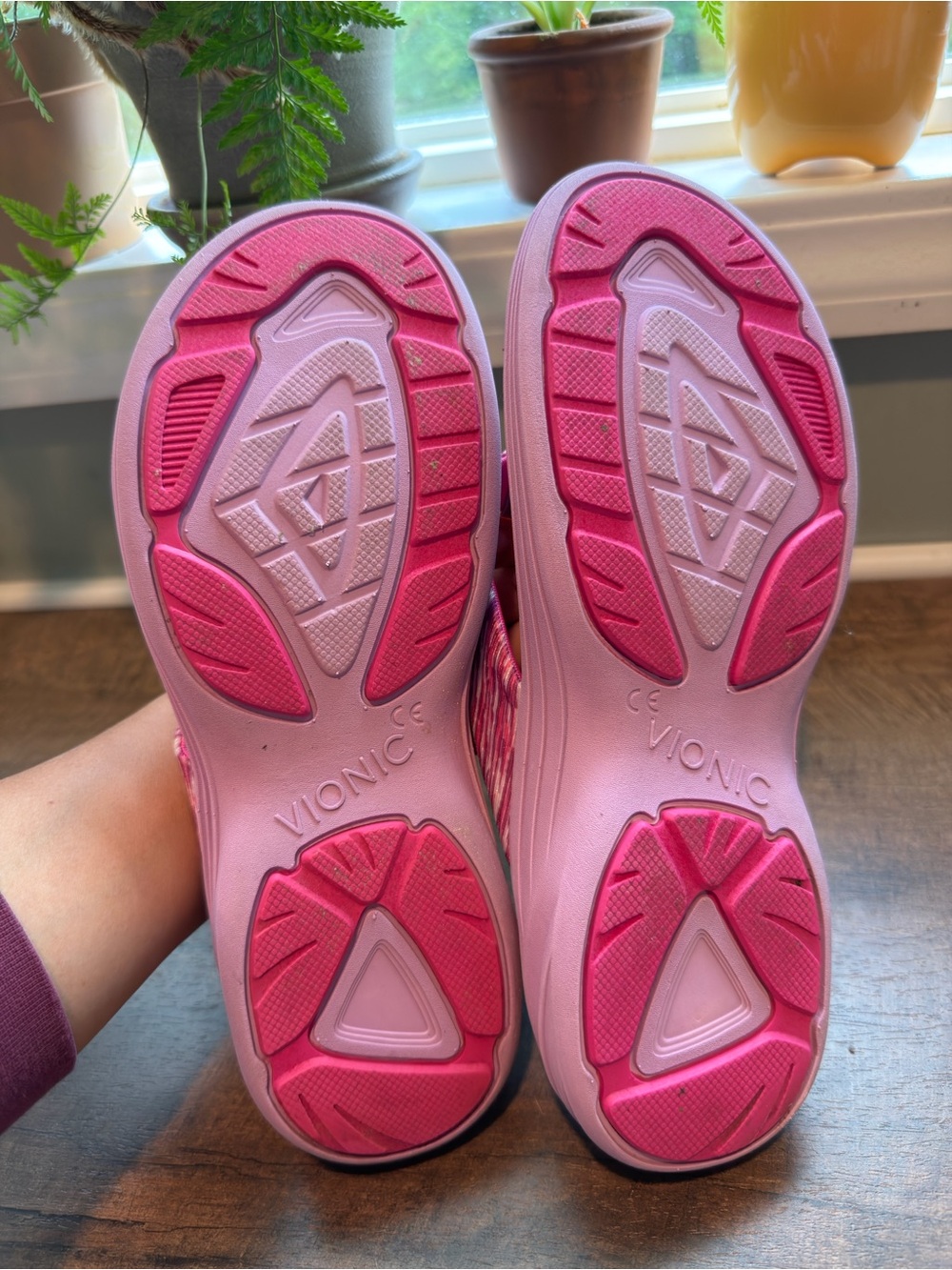 Vionic Purple Pink Striped Flip Flop Thong Wedge Sandals Women's Size 8 - Picture 6 of 7